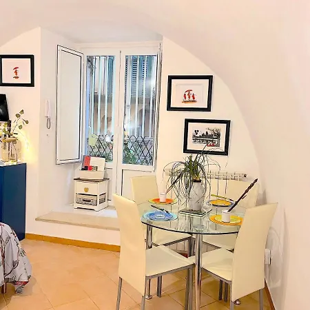 Daire Apartment Napoli Napoli