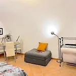 Apartment Napoli Апартаменты *