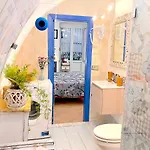 Apartment Napoli * Неаполь